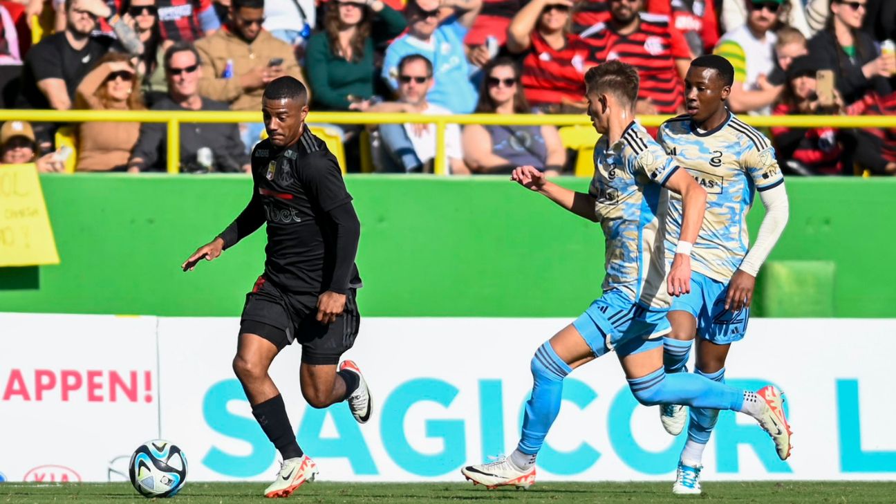 DE LA CRUZ ANALISA ESTREIA COM A CAMISA DO FLAMENGO: "ME SENTI MUITO BEM"